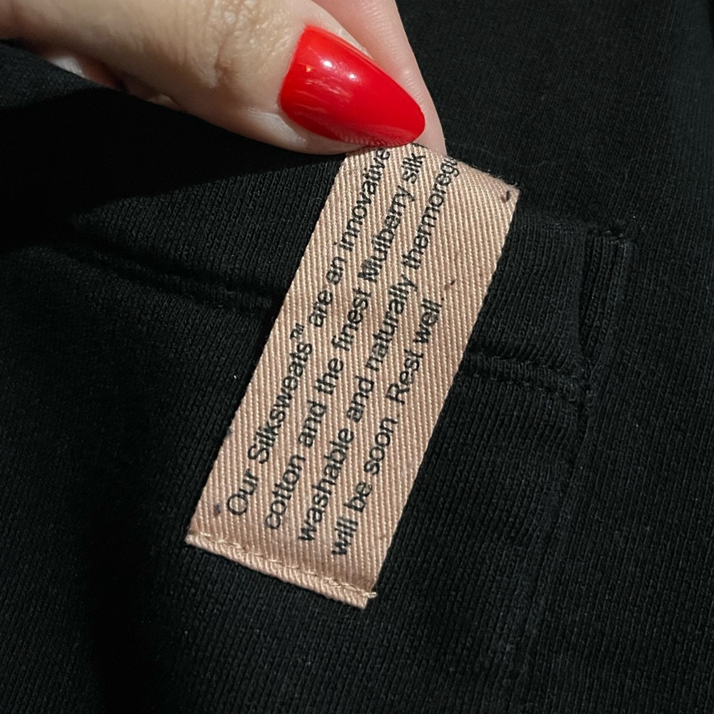 Lunya | Silksweats™ Reversible Pocket Sweatshirt XS - Picture 8 of 8